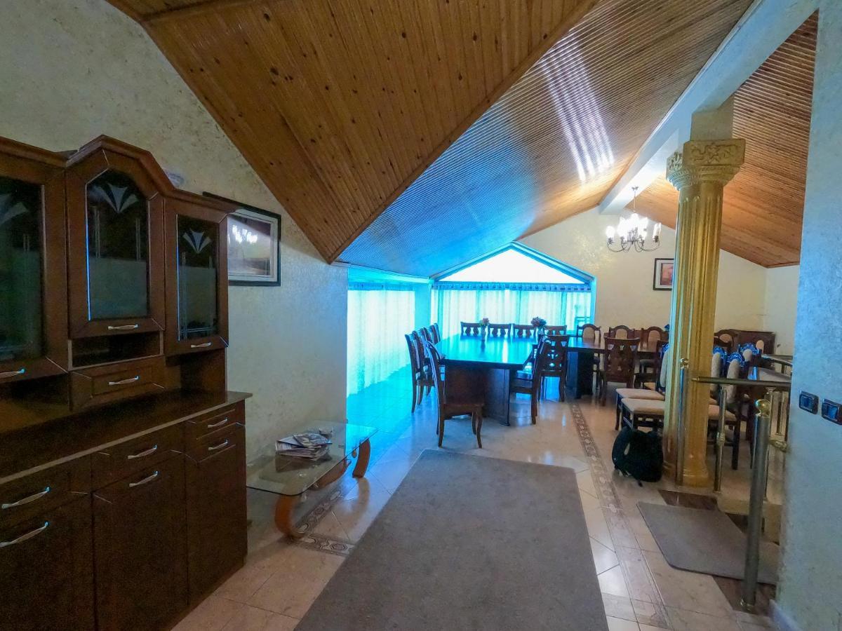 Hotel Hasmegaj Mahall' e Kryethuit المظهر الخارجي الصورة