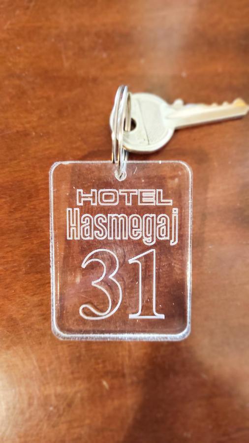 Hotel Hasmegaj Mahall' e Kryethuit المظهر الخارجي الصورة