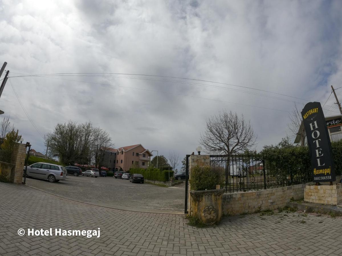 Hotel Hasmegaj Mahall' e Kryethuit المظهر الخارجي الصورة