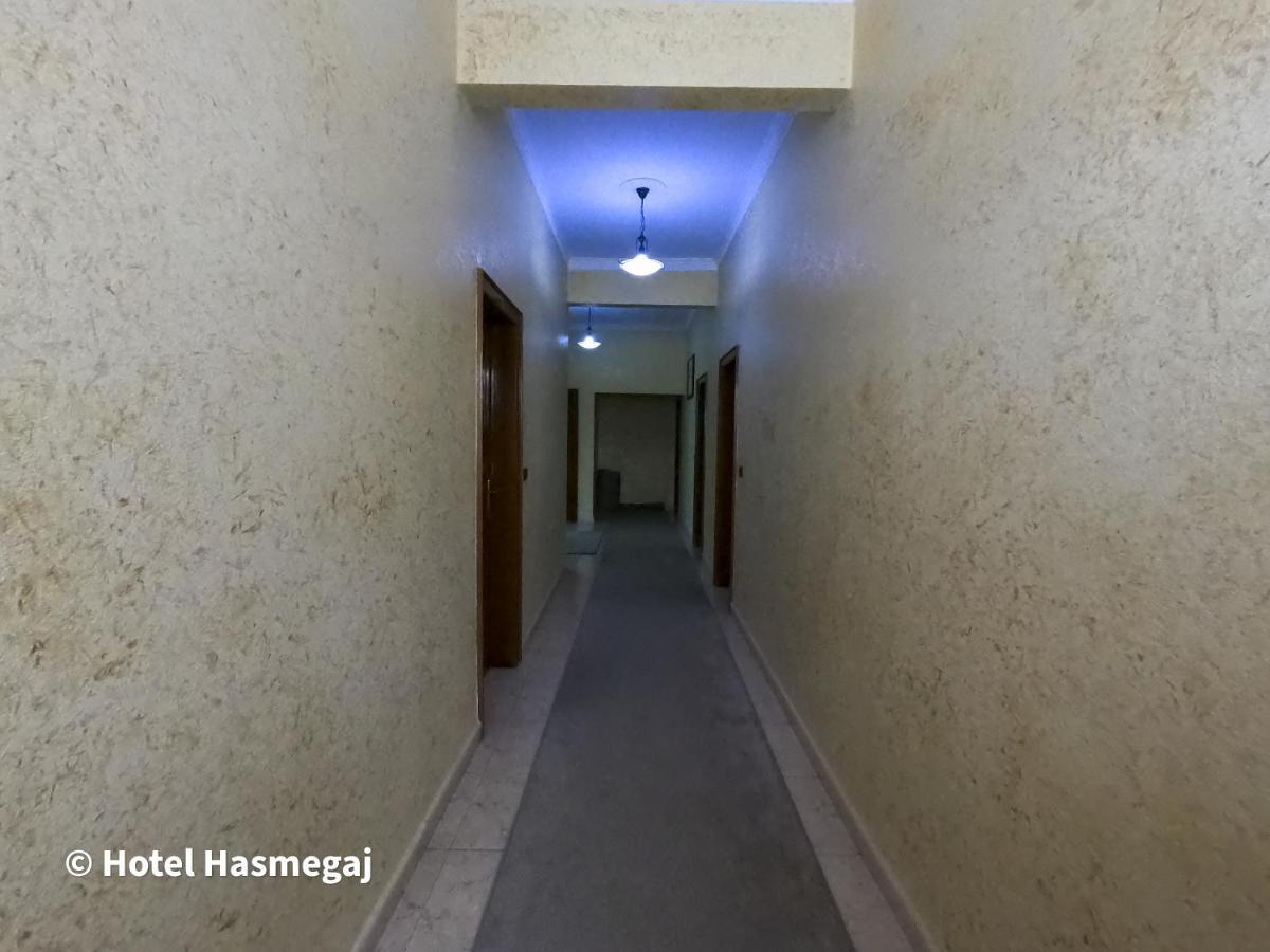 Hotel Hasmegaj Mahall' e Kryethuit المظهر الخارجي الصورة
