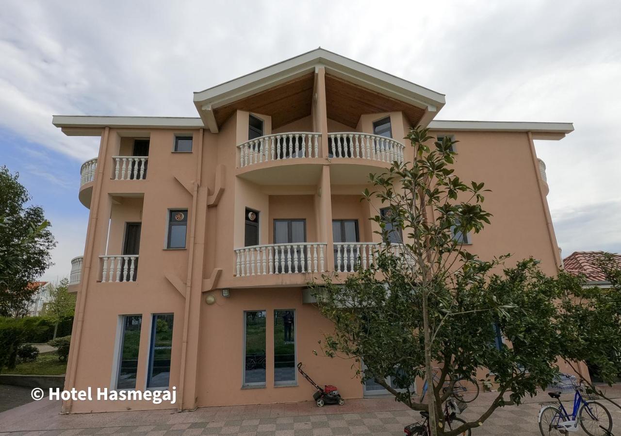 Hotel Hasmegaj Mahall' e Kryethuit المظهر الخارجي الصورة